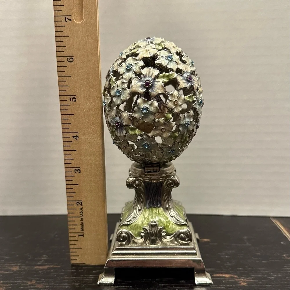 Jeweled Gem Music Box Collection Covered Egg By Collette Et Cie Song The Spring